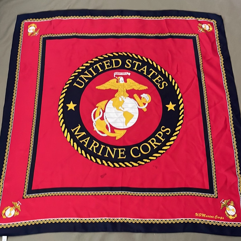 United States Marine Corps Emblem  32X32”Scarf 🧣💯 Silk - Red & Navy